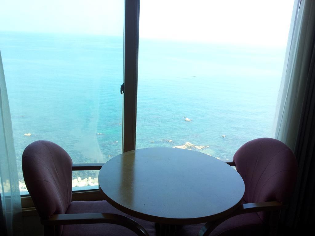 Benikea Hotel Mountain & Ocean Daepohang Sokcho Værelse billede
