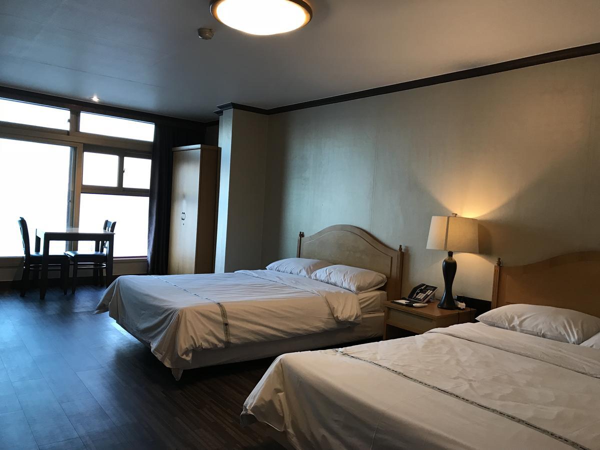 Benikea Hotel Mountain & Ocean Daepohang Sokcho Eksteriør billede