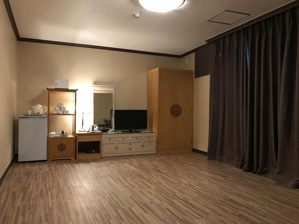 Benikea Hotel Mountain & Ocean Daepohang Sokcho Eksteriør billede